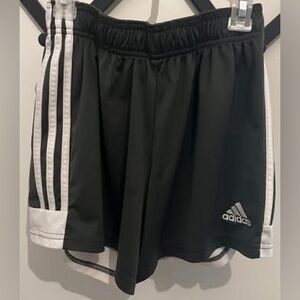 Adidas Climalite Athletic Shorts
Boys Size Small (8)